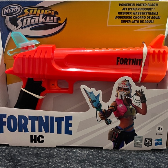 Nerf Super Soaker Fortnite HC Water Blaster, Powerful Water Blast - Picture 1 of 7